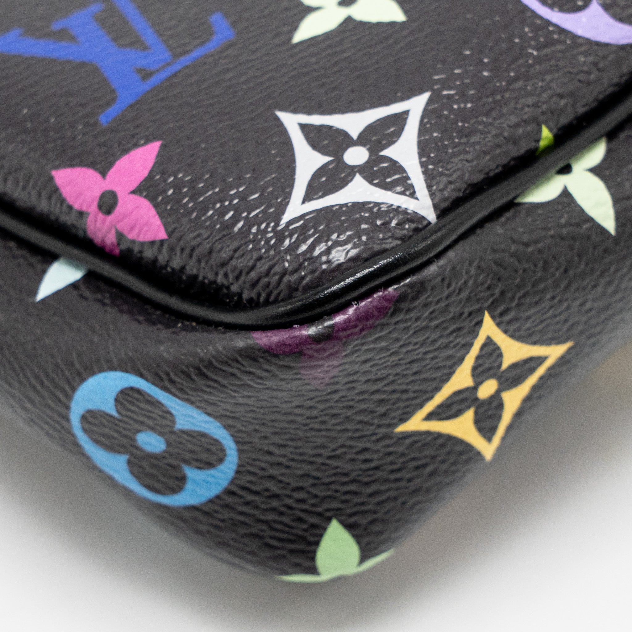 louis-vuitton-x-takashi-murakami-pochette-accessories-multicolour-monogram-canvas-black-shw-copy