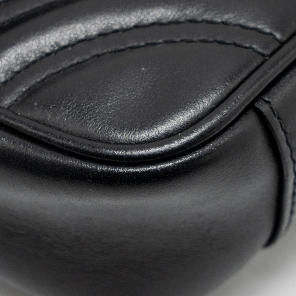 gucci-mini-gg-marmont-flap-bag-calfskin-black-ghw