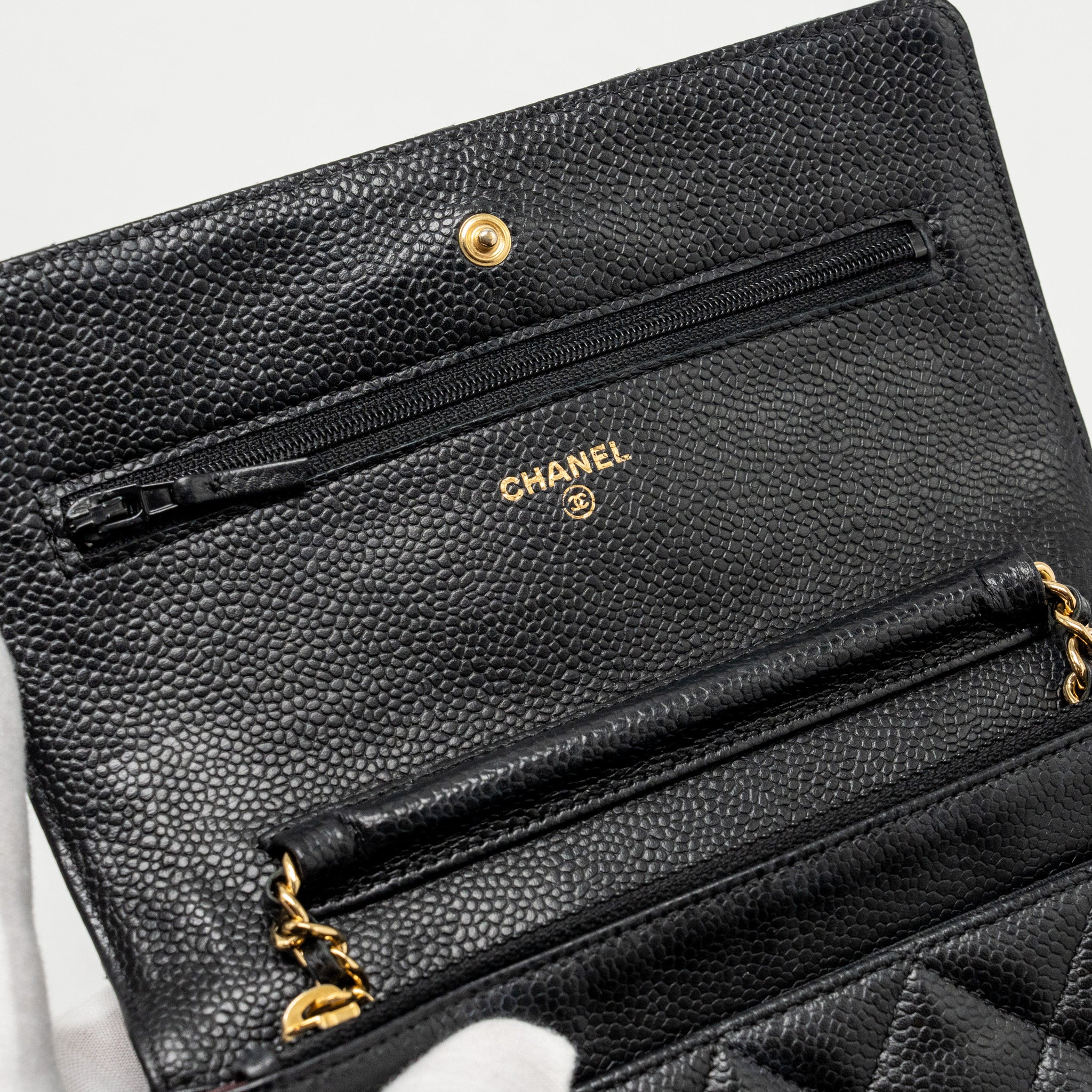 chanel-classic-wallet-on-chain-caviar-black-ghw-22