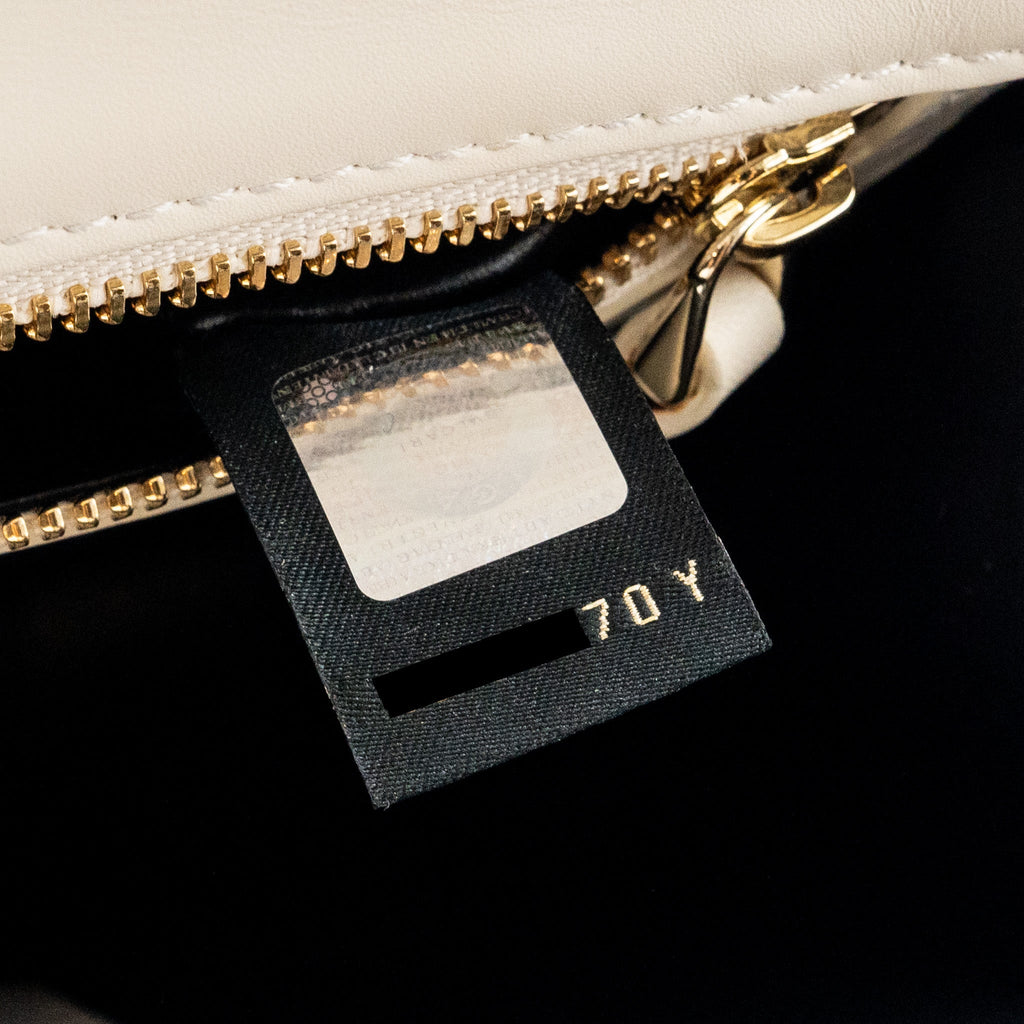 bvlgari-serpenti-flap-chain-bag-calfskin-limited-edition-white-lghw