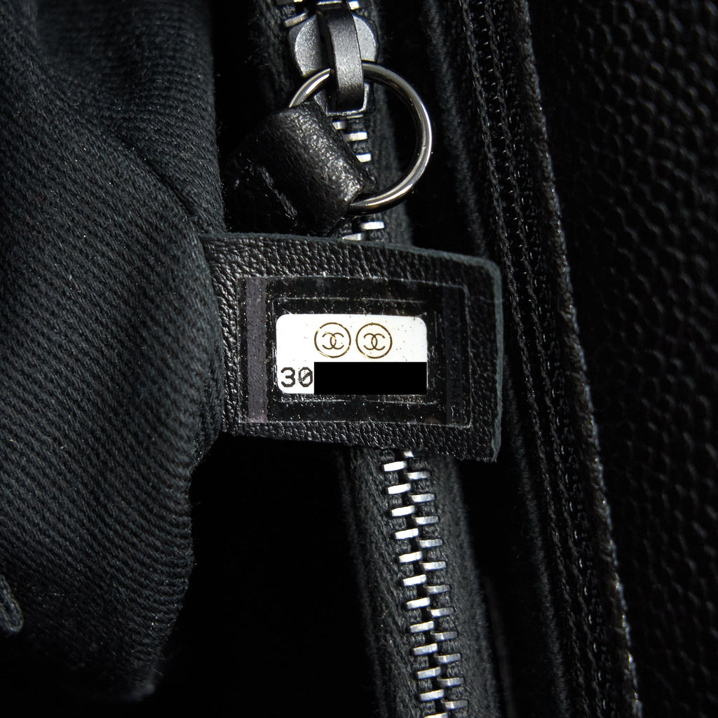 chanel-coco-handle-small-flap-bag-grained-calfskin-black-metal