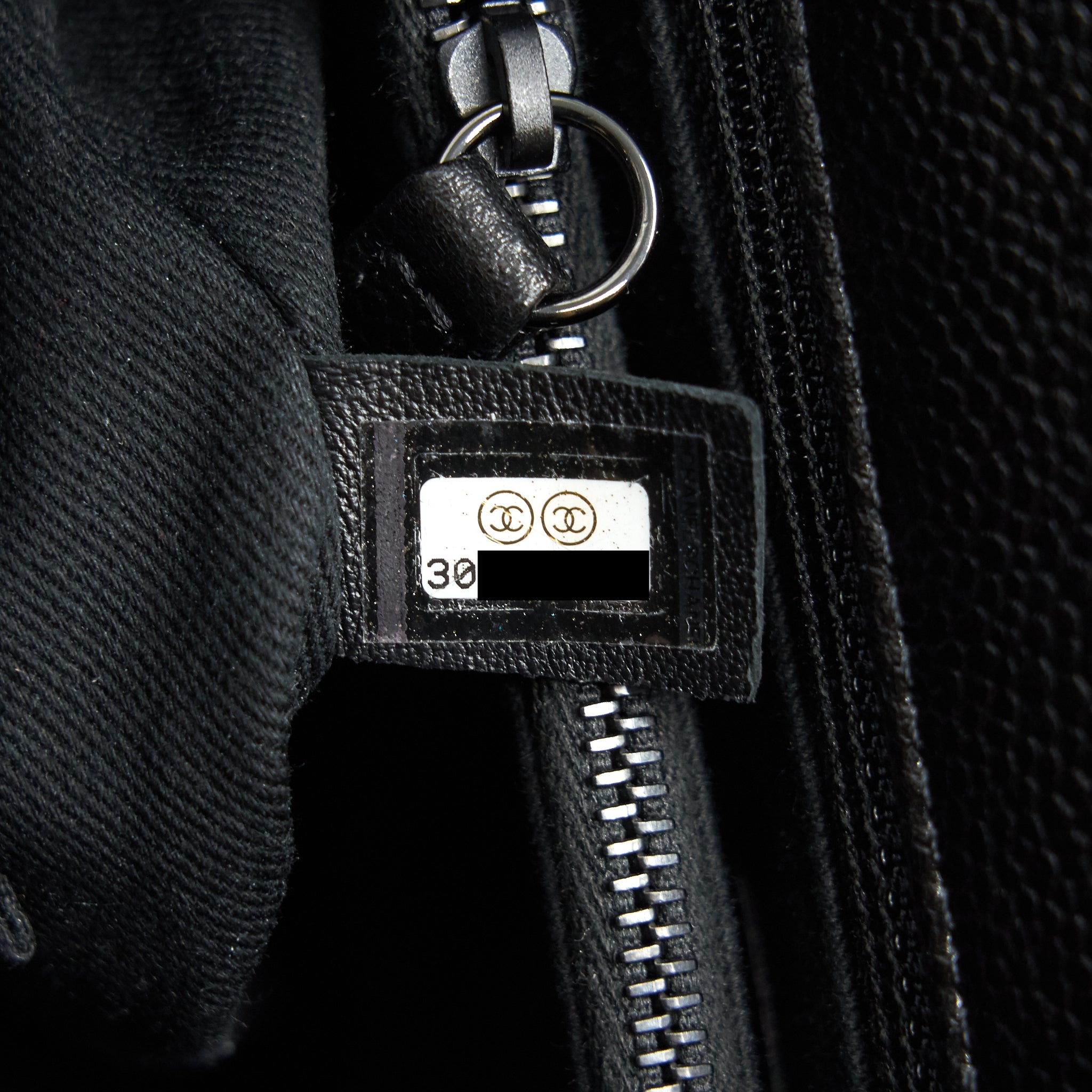 chanel-coco-handle-small-flap-bag-grained-calfskin-black-metal