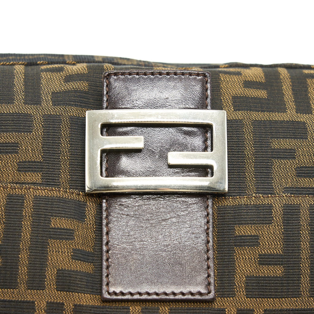 fendi-vintage-zucca-mamma-baguette-bag