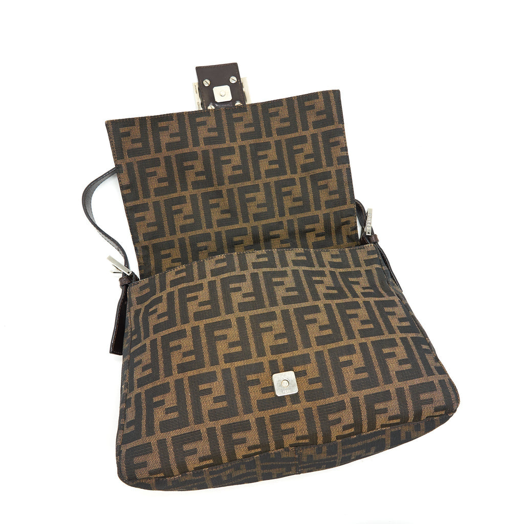 fendi-vintage-zucca-mamma-baguette-bag