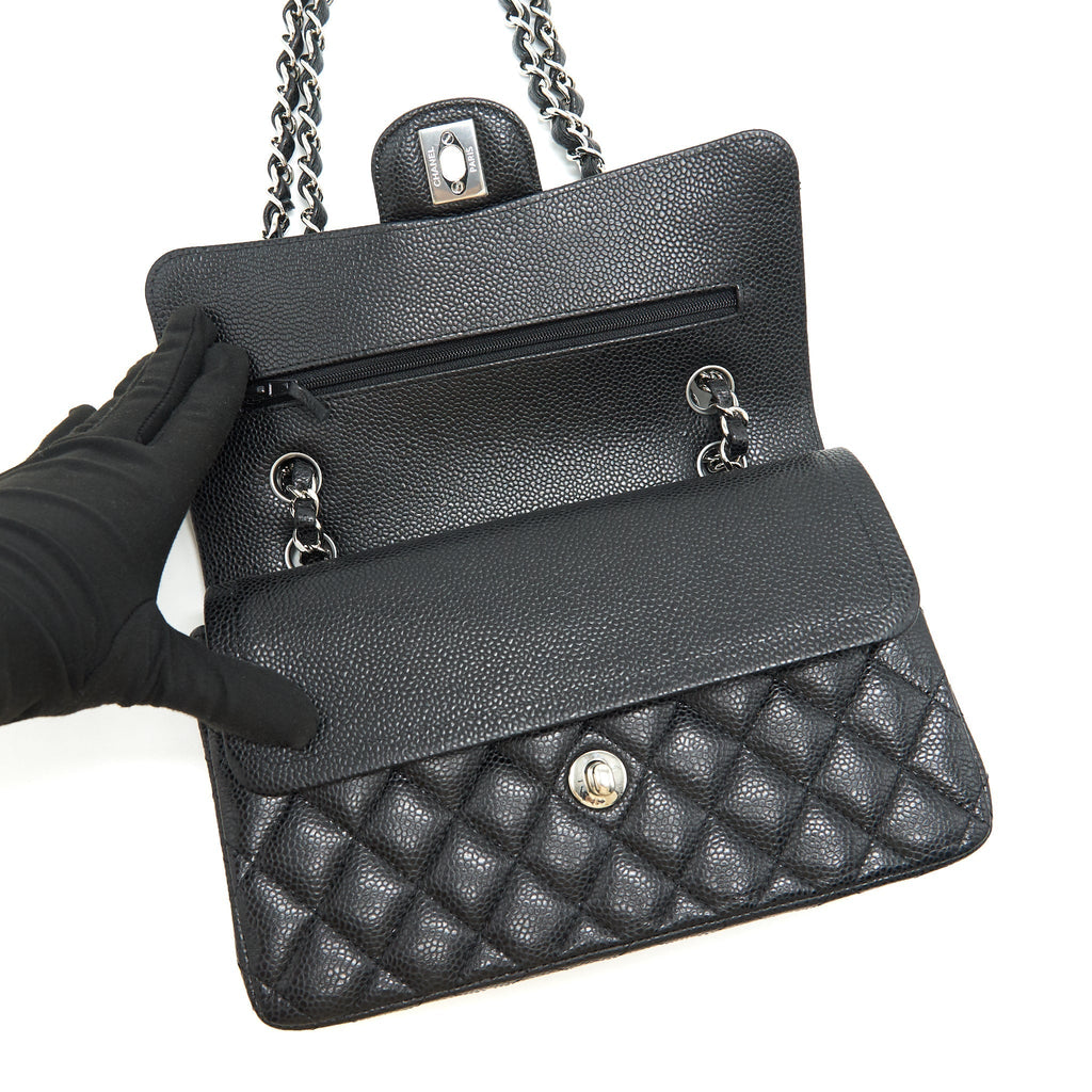 chanel-classic-small-double-flap-caviar