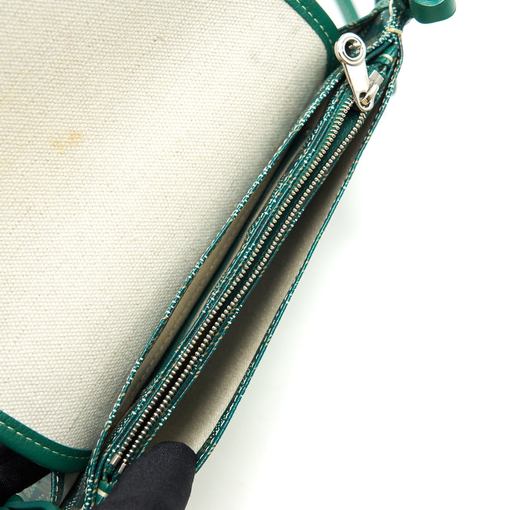 goyard-plumet-crossbag-wallet-clutch-green