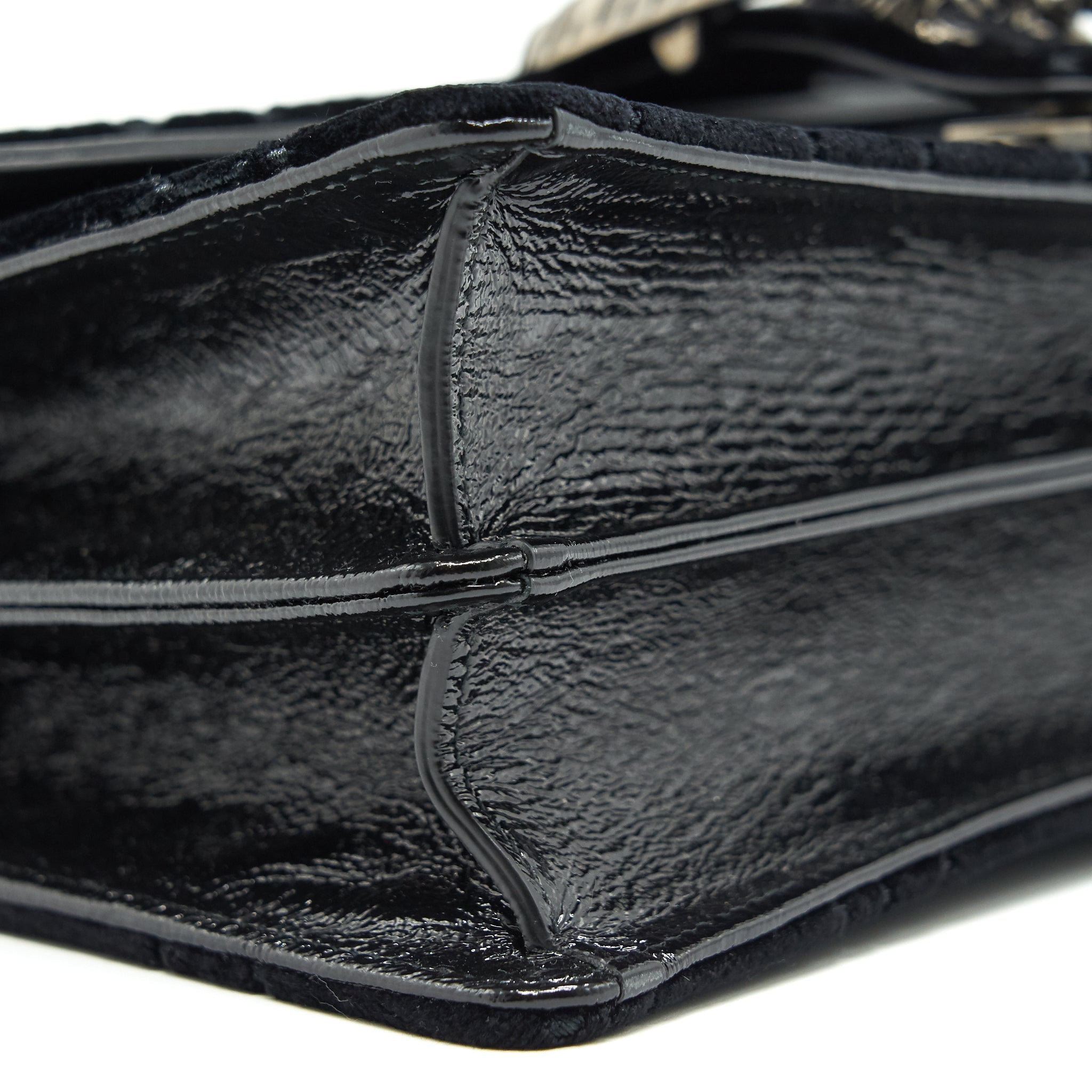 gucci-dionysus-gg-medium-velvet-black-shoulder-bag
