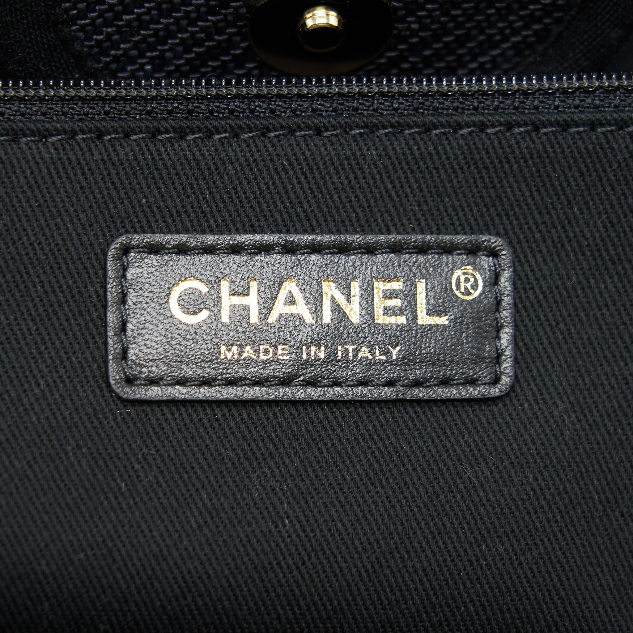chanel-medium-deauville-tote-in-black-ghw