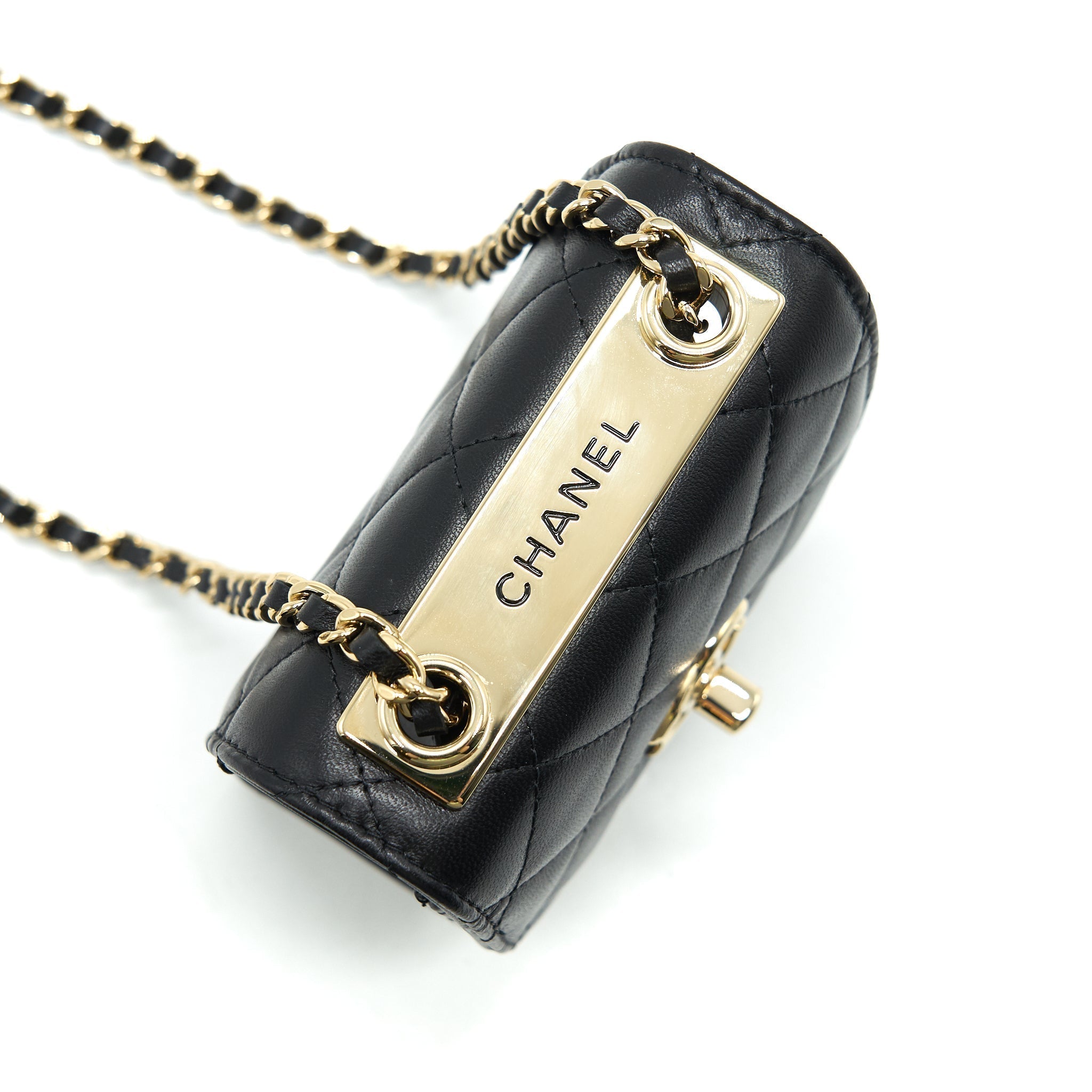 chanel-lambskin-quilted-mini-trendy-cc-chain-wallet-black-2