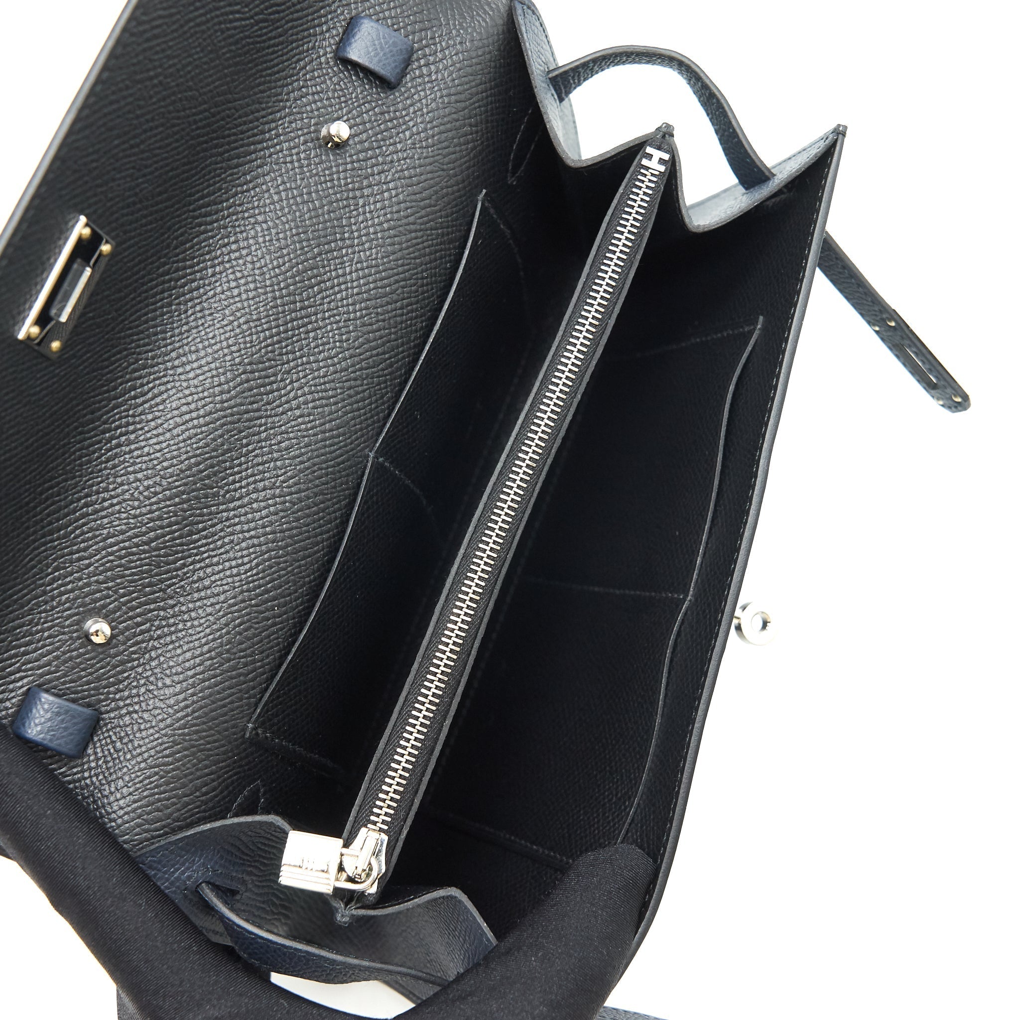 hermes-classic-kelly-to-go-blue-nuit-black-shw