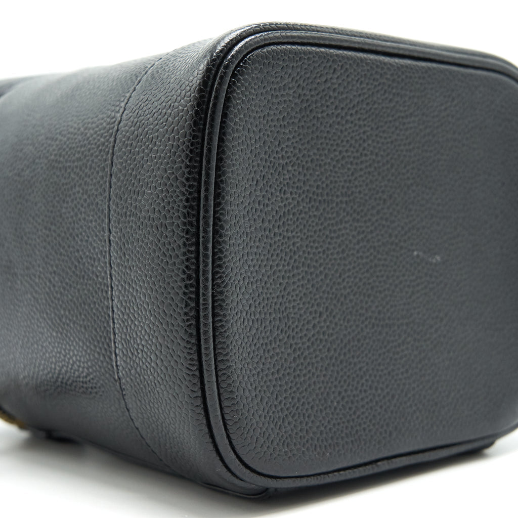chanel-vintage-vanity-case-caviar-black-ghw