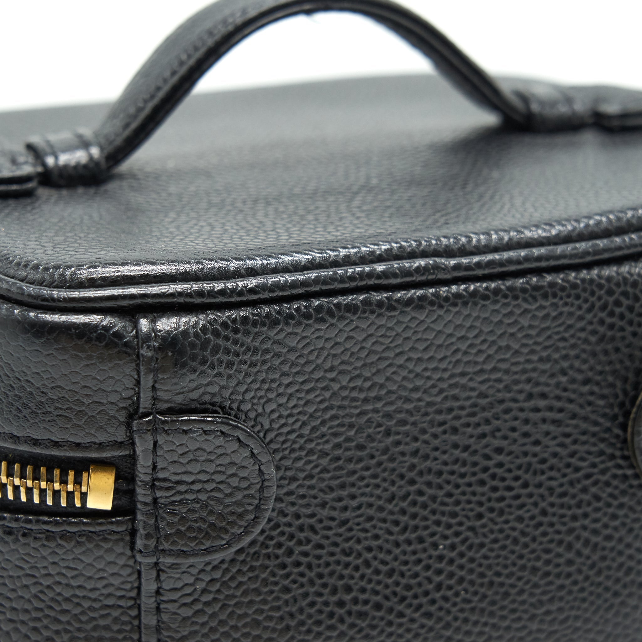 chanel-vintage-vanity-case-caviar-black-ghw