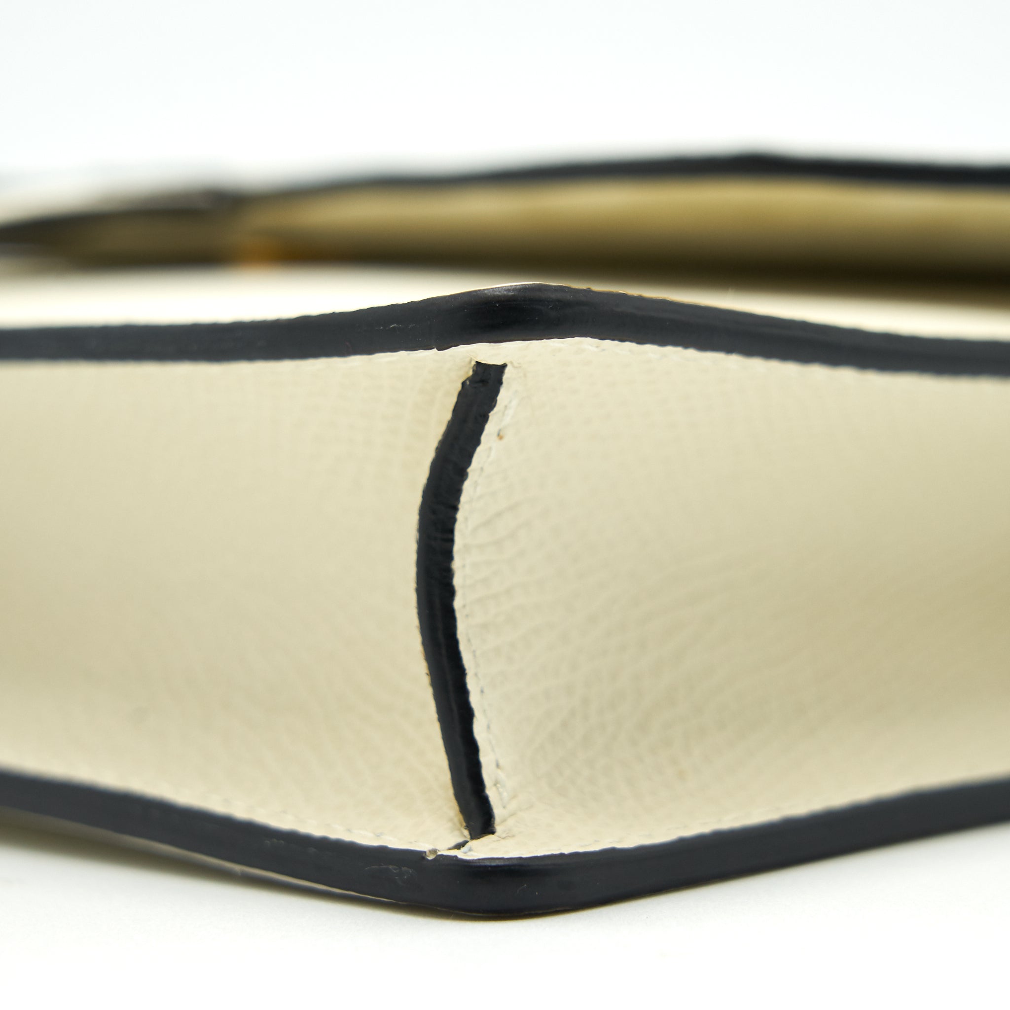 dior-saddle-pouch-with-chain-white-ghw
