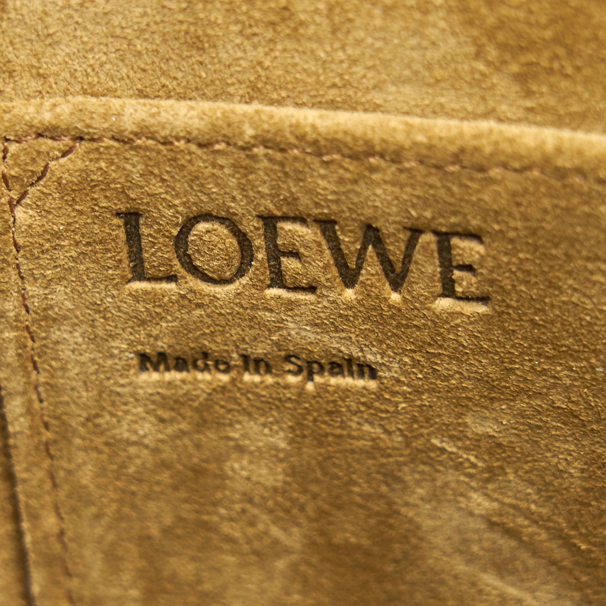 loewe-gate-crossbody-bag-tan