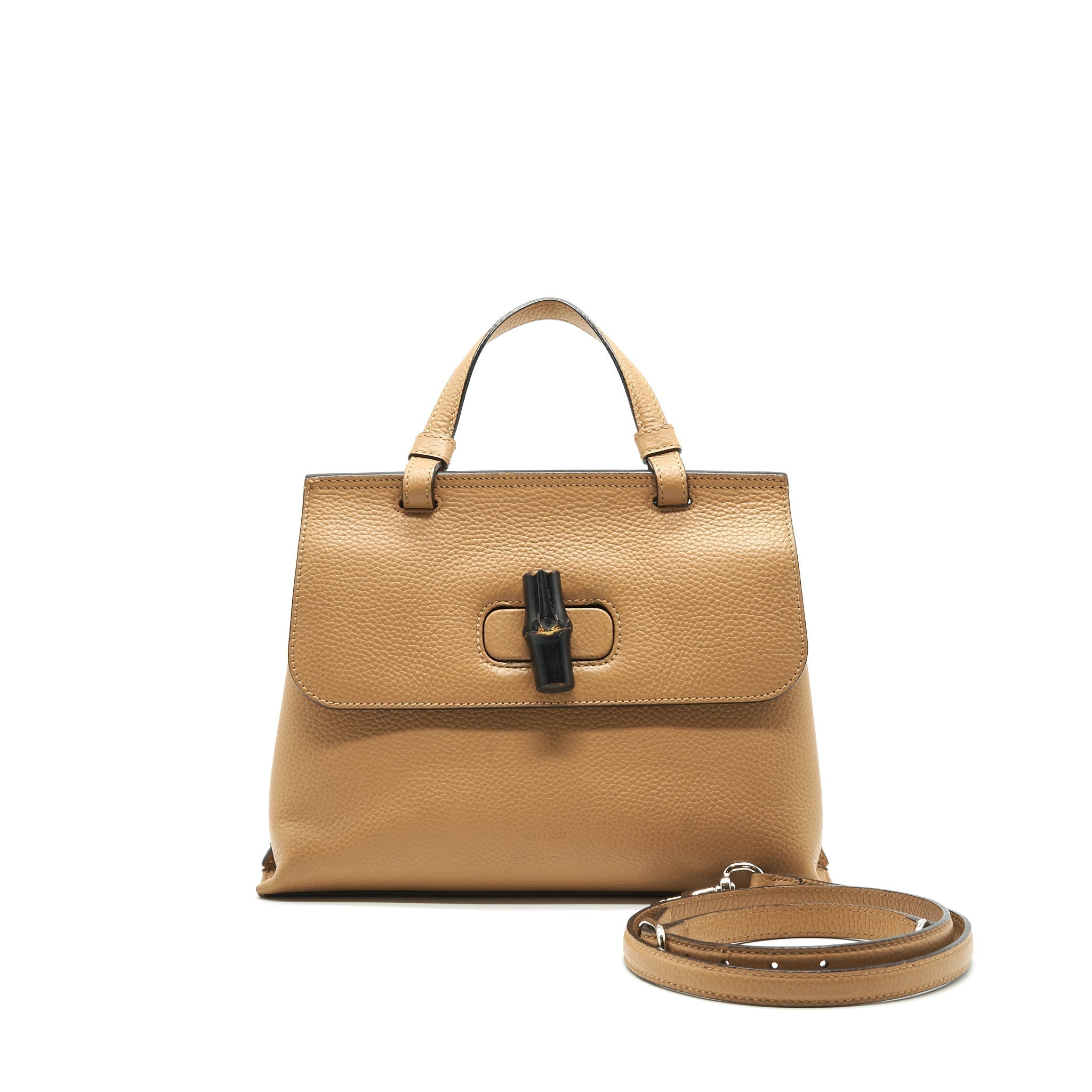 gucci-bamboo-daily-leather-top-handle-bag-beige