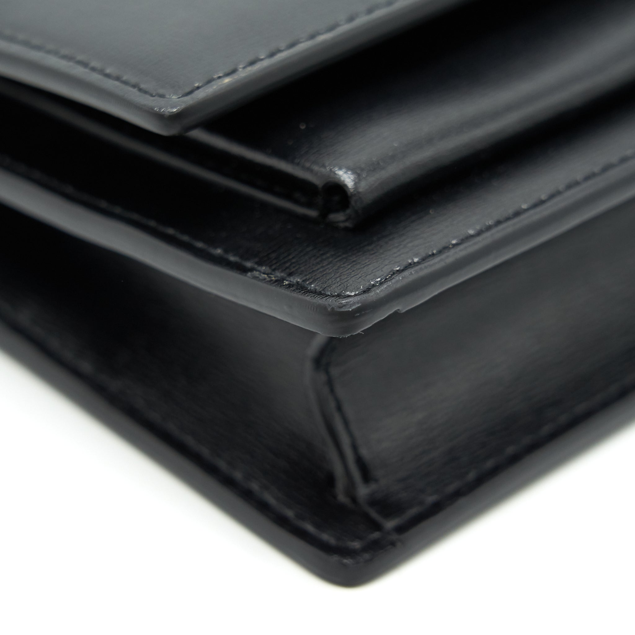 saint-laurrnt-sunset-chain-wallet-black-ghw