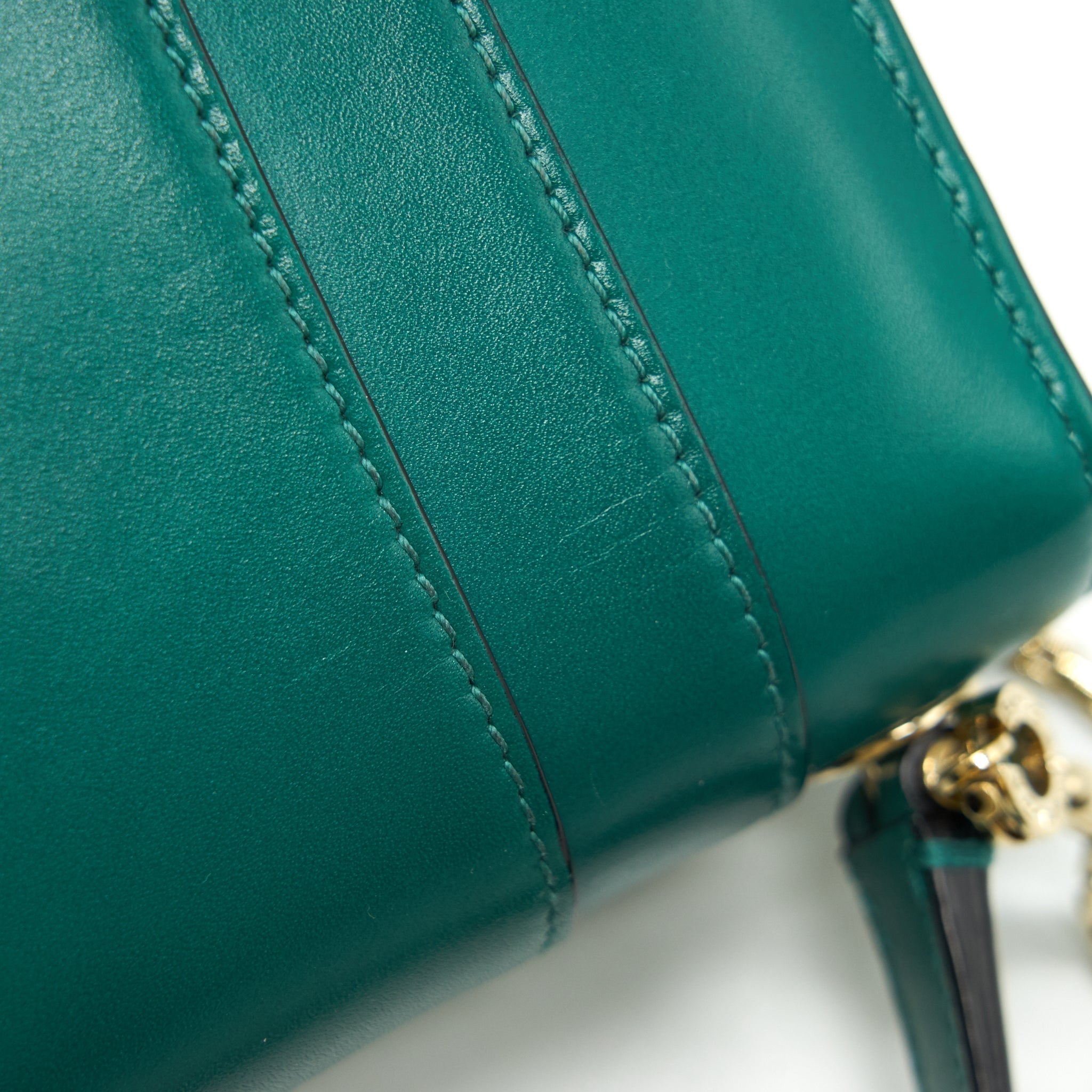 bvlgari-serpenti-forever-crossbody-bag-green