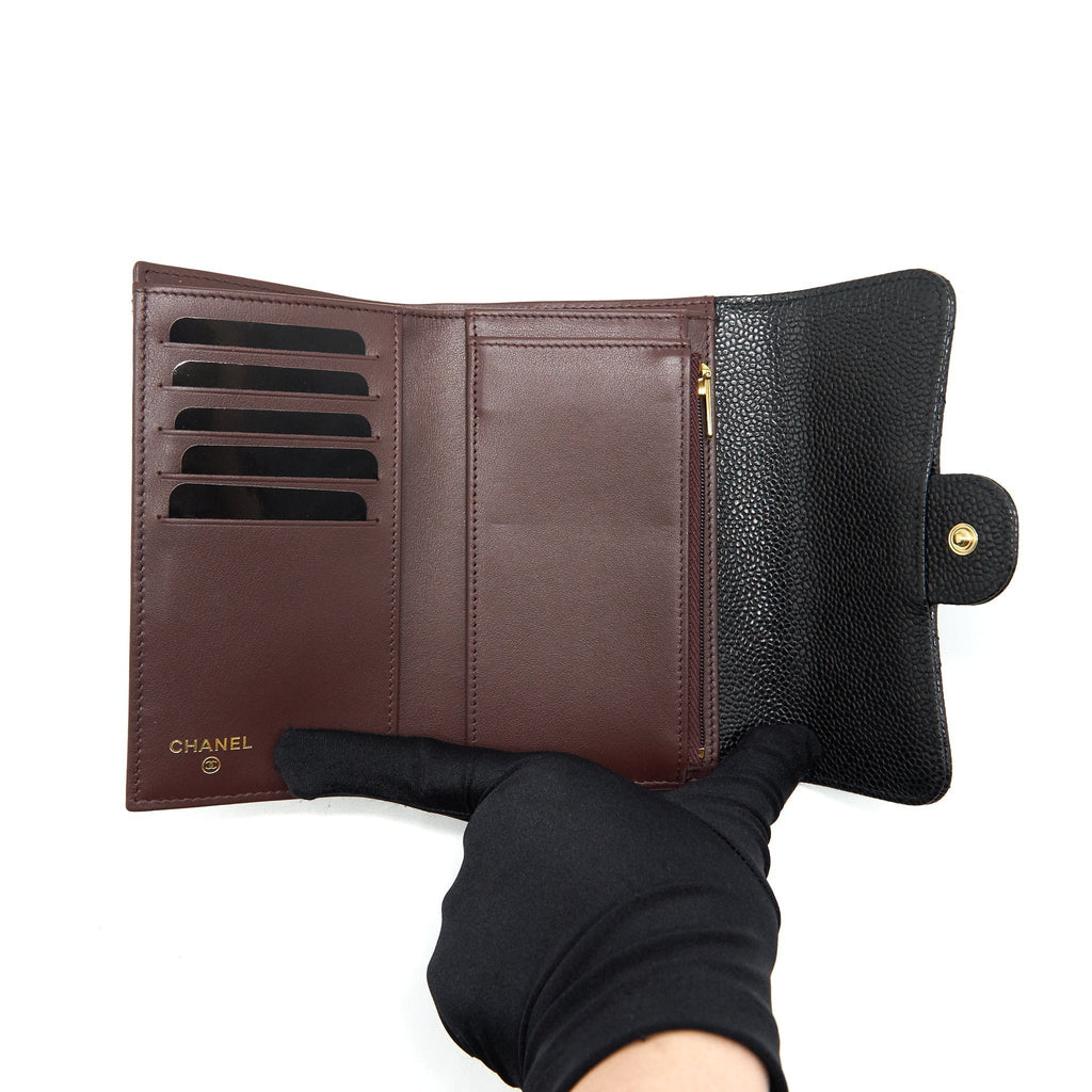 chanel-classic-flap-wallet-caviar-black-ghw