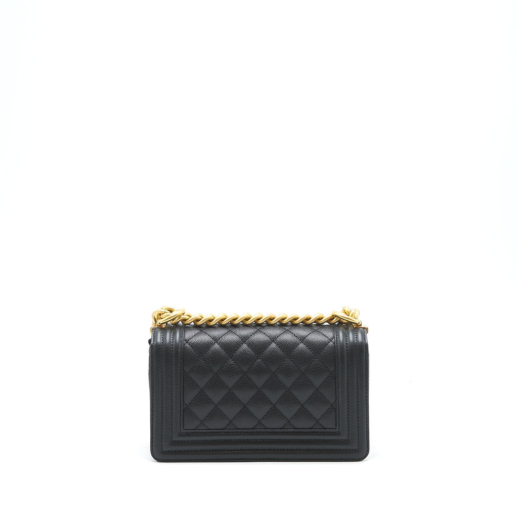 chanel-small-boy-bag-caviar-black-with-ghw-microchip