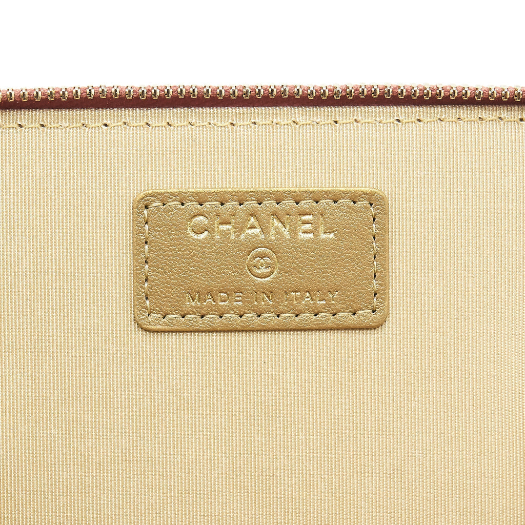 chanel-21b-pearl-crush-long-vanity-with-chain-dark-pink-with-ghw