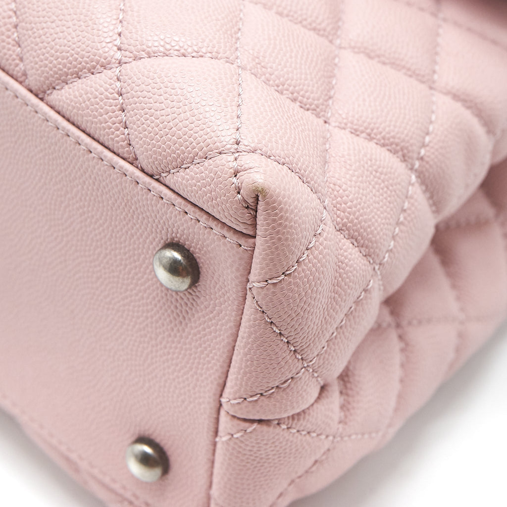 chanel-large-coco-handle-flap-bag-caviar-light-pink-ruthenium-hardware