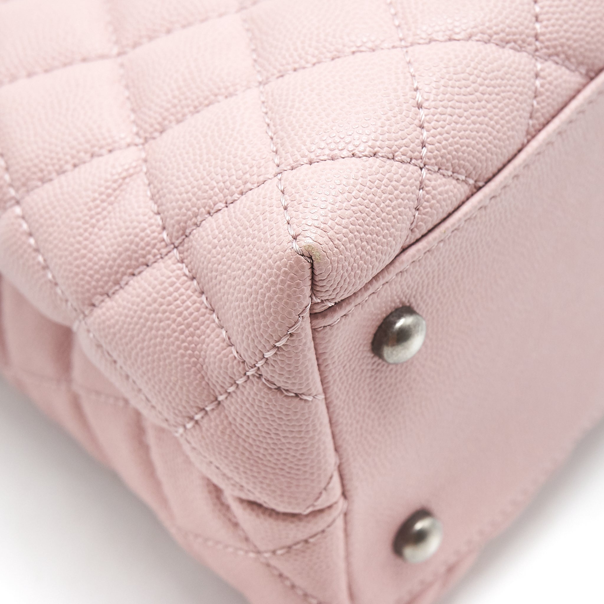 chanel-large-coco-handle-flap-bag-caviar-light-pink-ruthenium-hardware