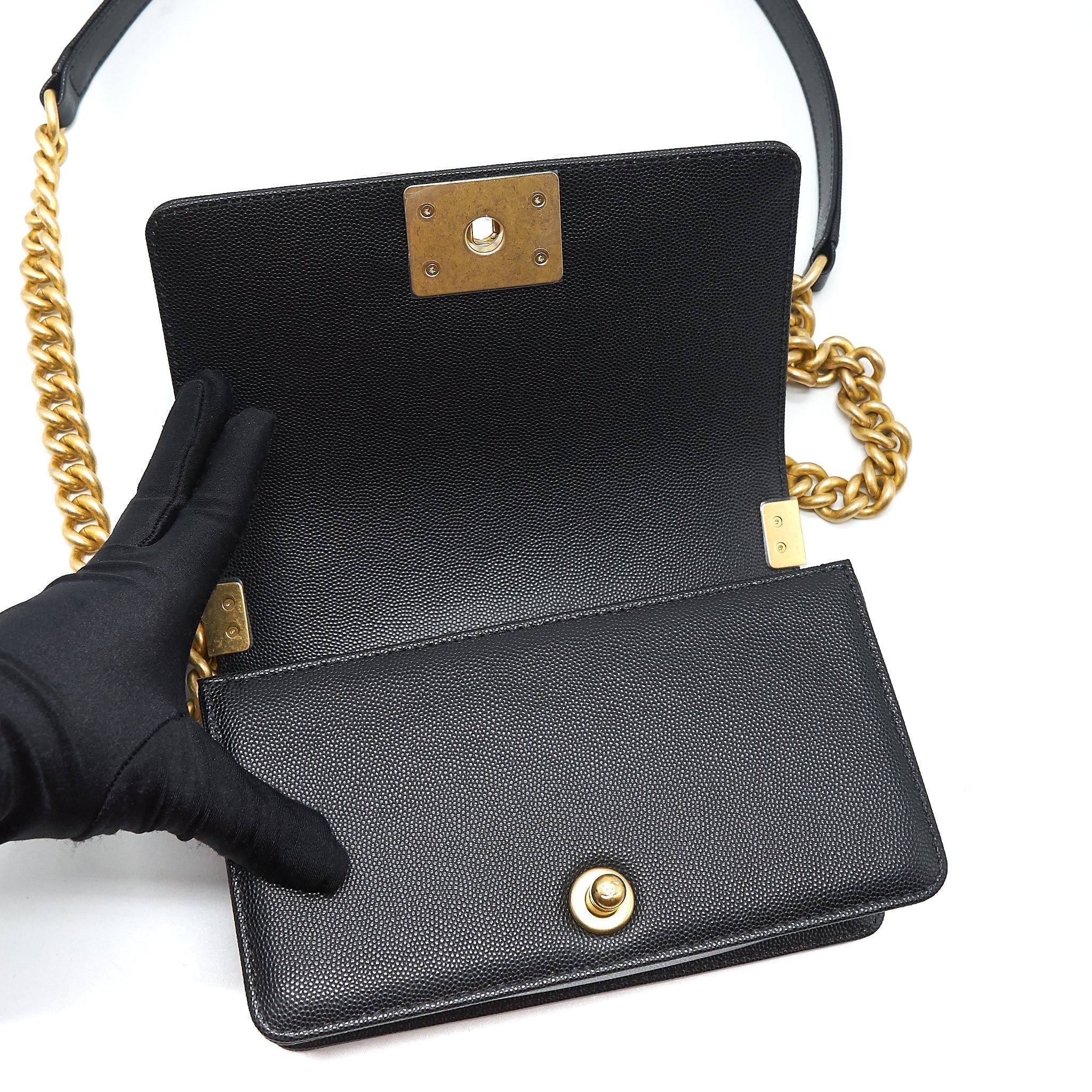 chanel-small-boy-bag-caviar-black-with-ghw-microchip