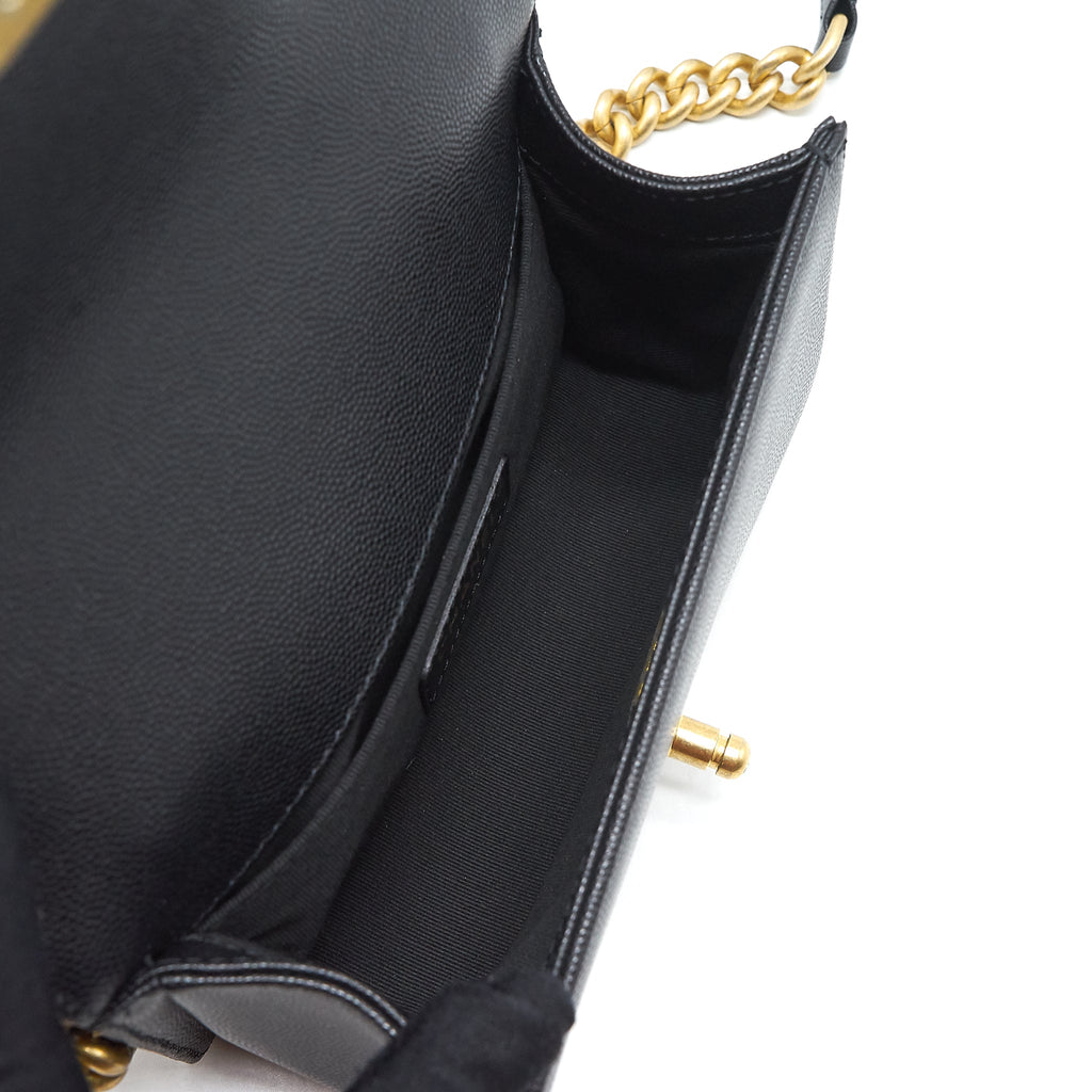 chanel-small-boy-bag-caviar-black-with-ghw-microchip