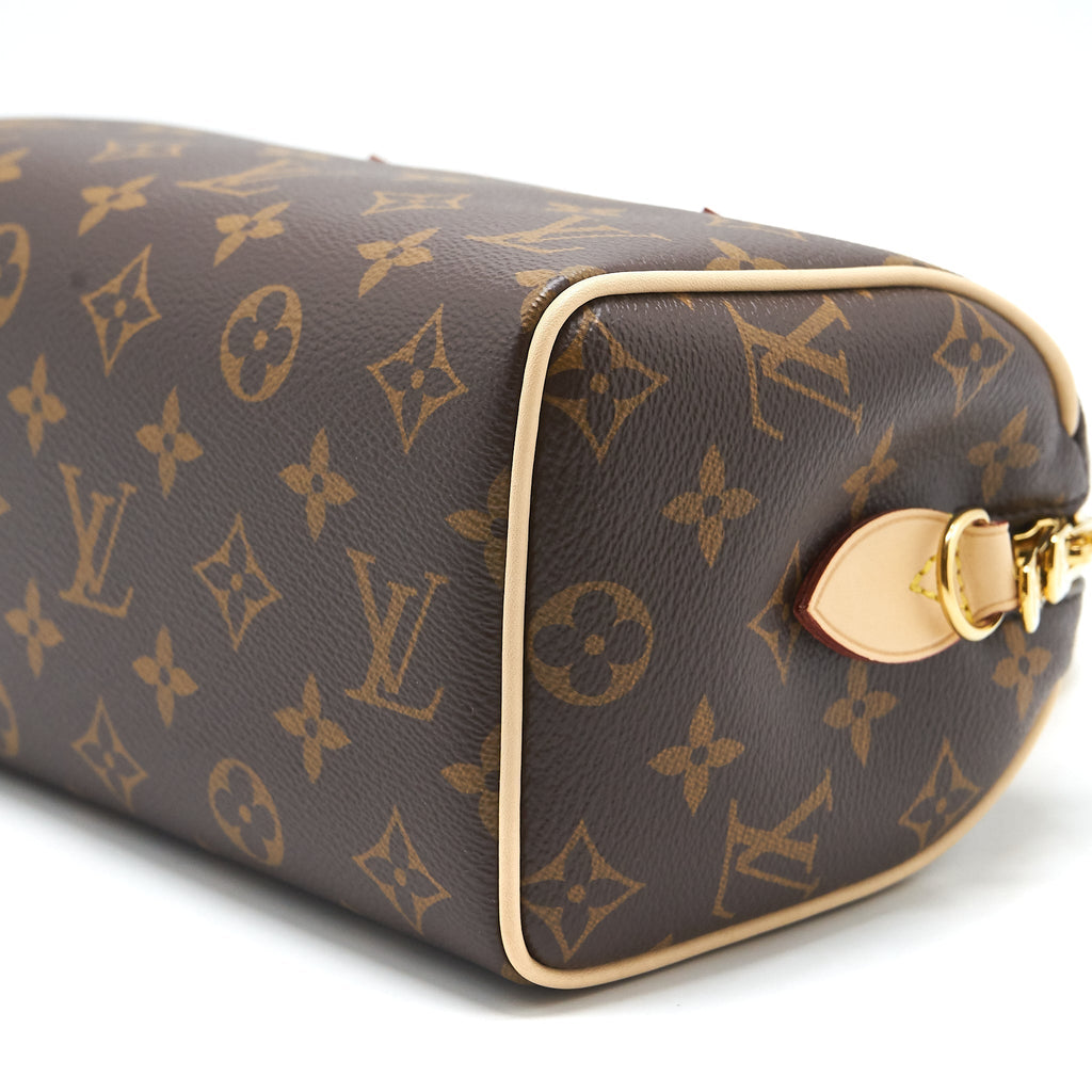 louis-vuitton-speedy-bandouliere-20-monogram-canvas-with-black-strap