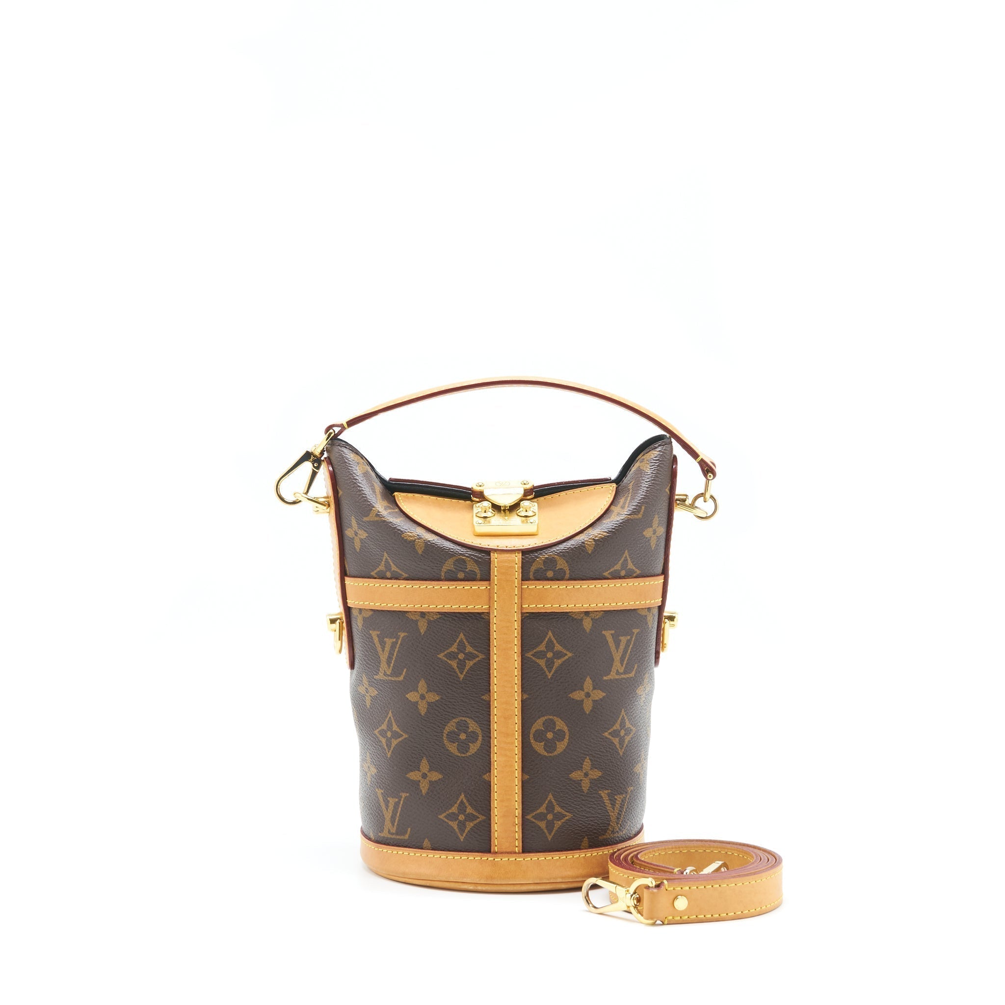 louis-vuitton-duffle-bag-monogram-canvas-1