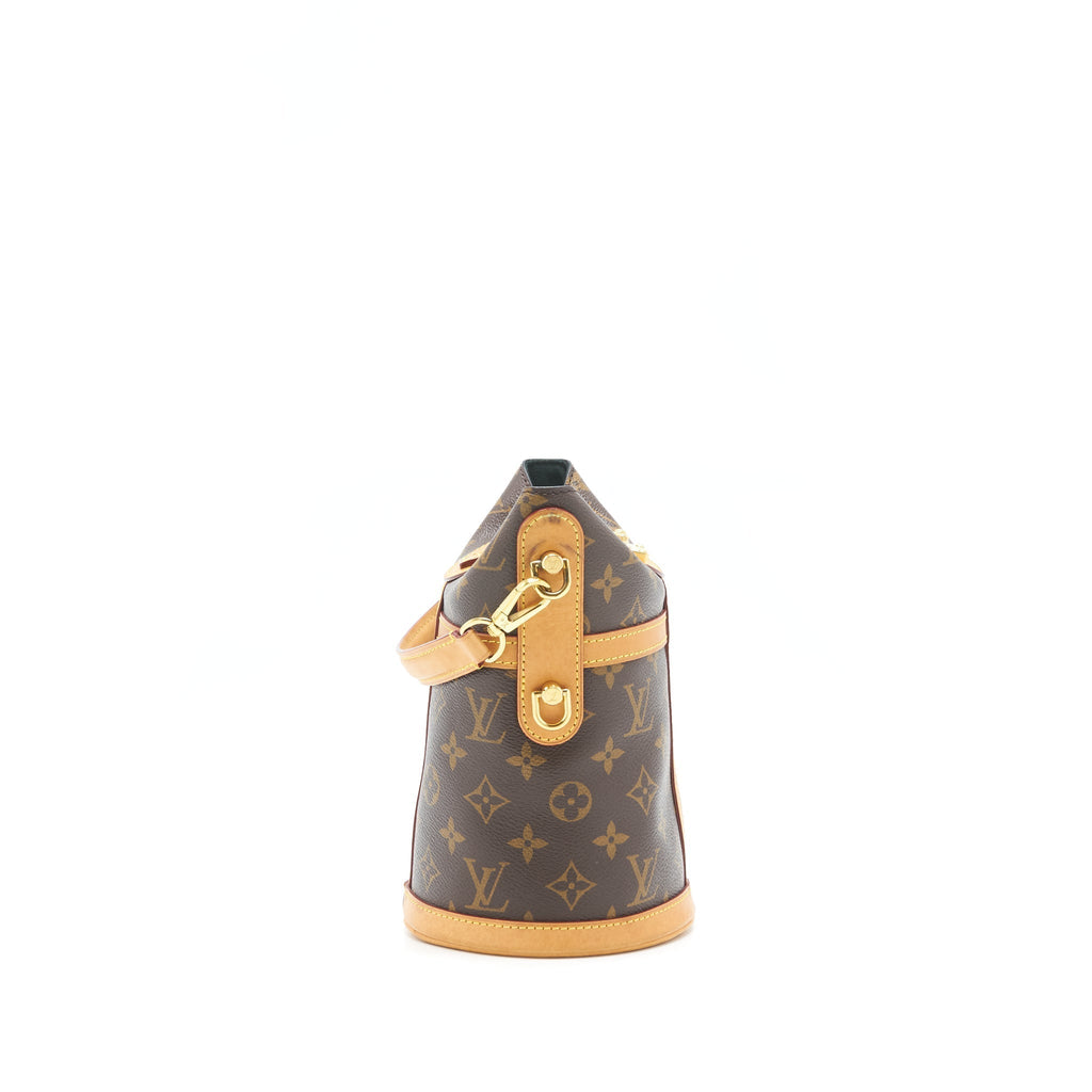 louis-vuitton-duffle-bag-monogram-canvas-1