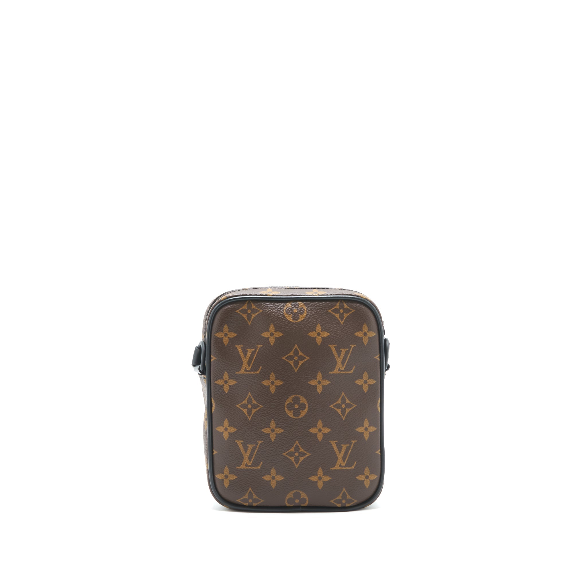 louis-vuitton-cross-body-camera-bag-monogram