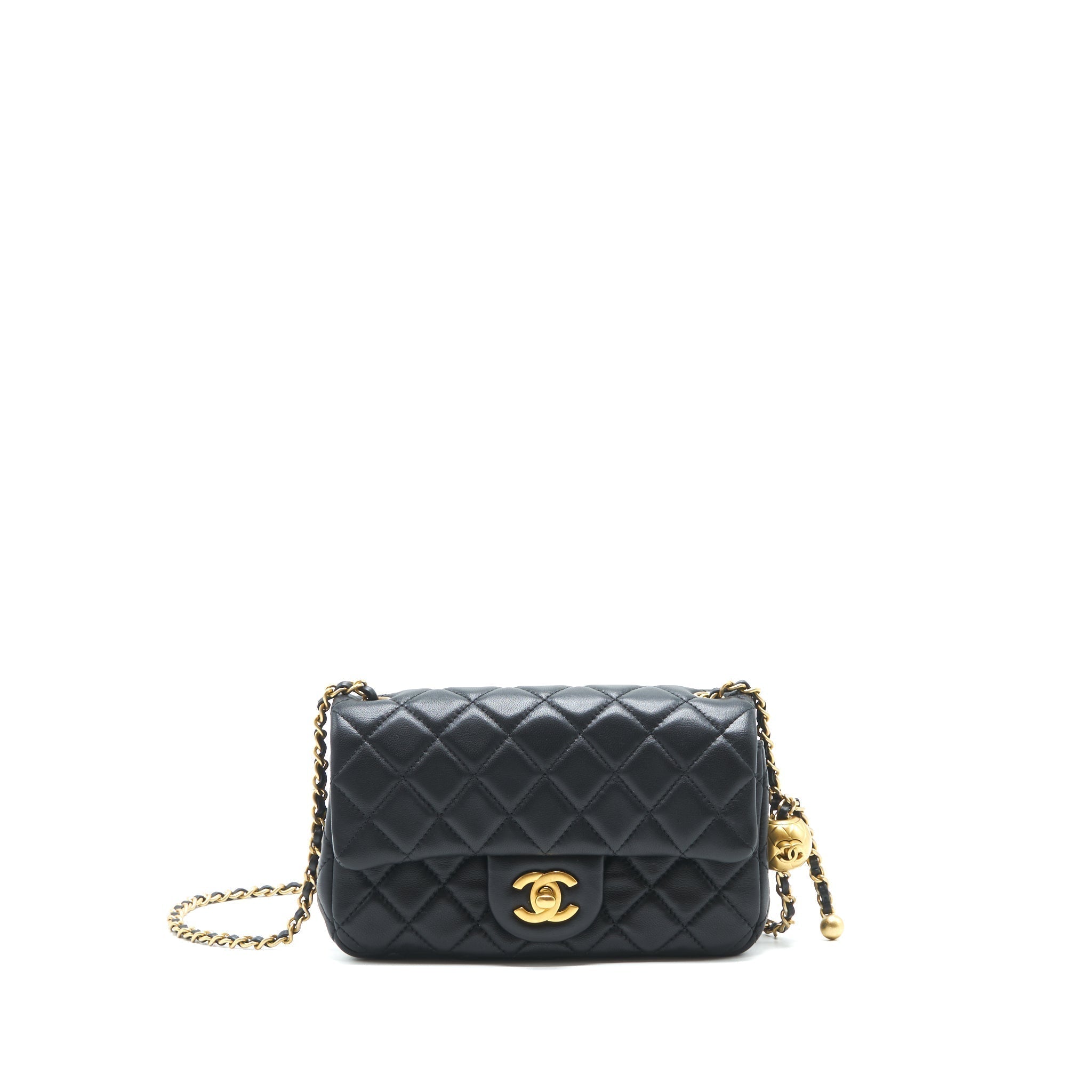 chanel-pearl-crush-mini-rectangular-flap-bag-lambskin-black-ghw