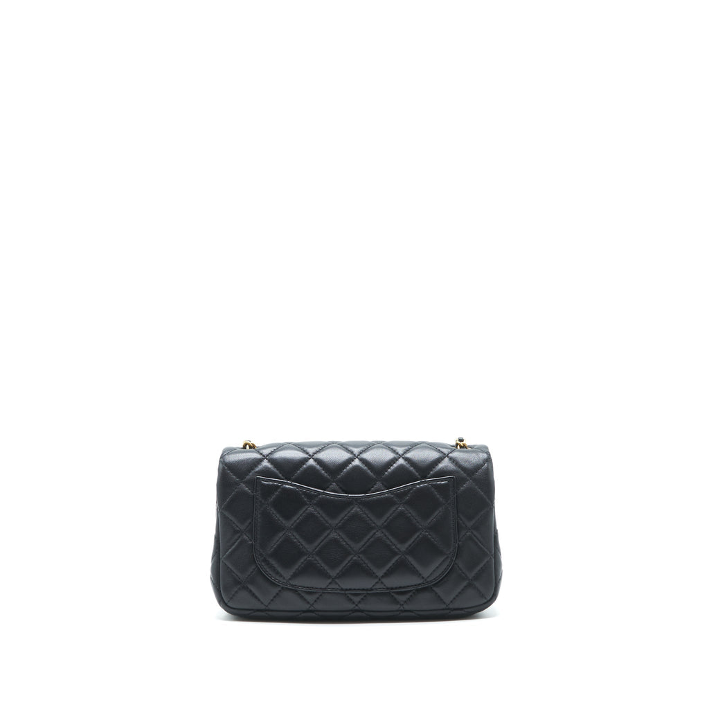 chanel-pearl-crush-mini-rectangular-flap-bag-lambskin-black-ghw