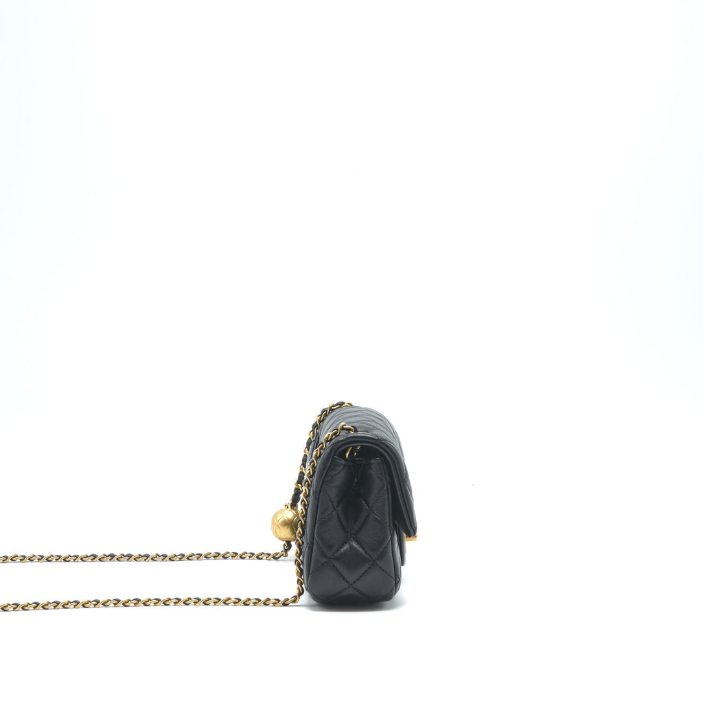 chanel-pearl-crush-mini-rectangular-flap-bag-lambskin-black-ghw