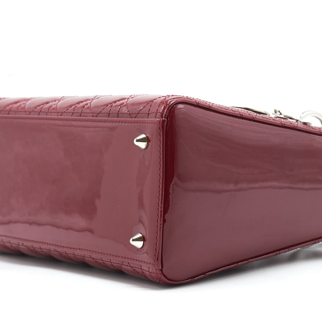 dior-lady-dior-medium-patent-leather-red-shw
