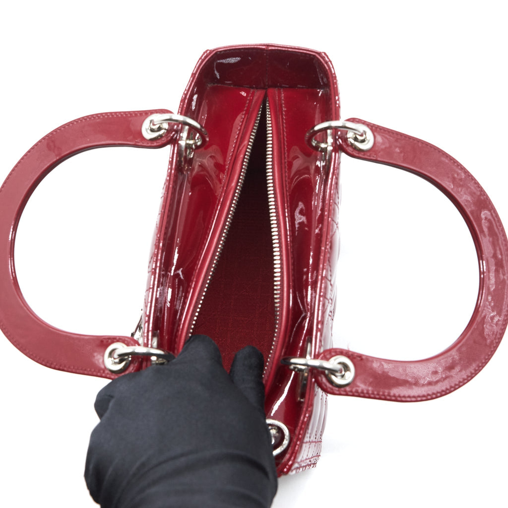 dior-lady-dior-medium-patent-leather-red-shw
