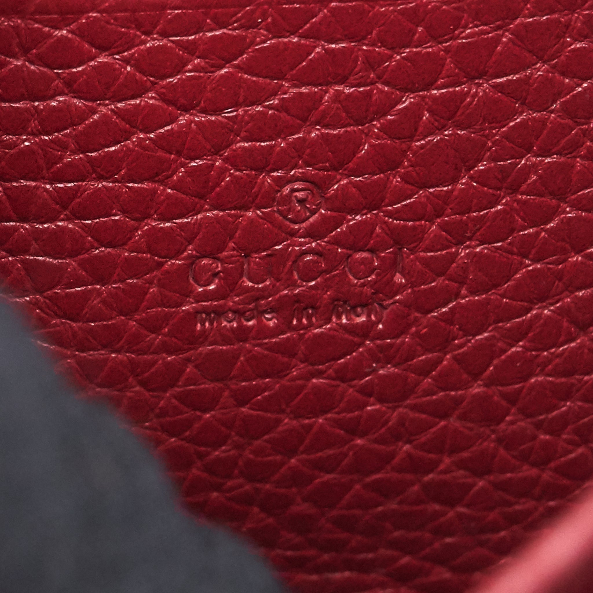 gucci-gg-marmont-wallet-on-chain-red-ghw