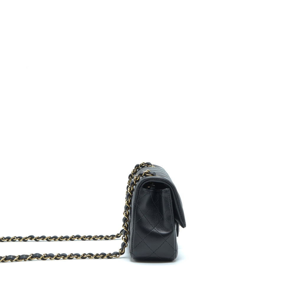 chanel-mini-rectangular-flap-bag-lambskin-black-lghwmicrochip