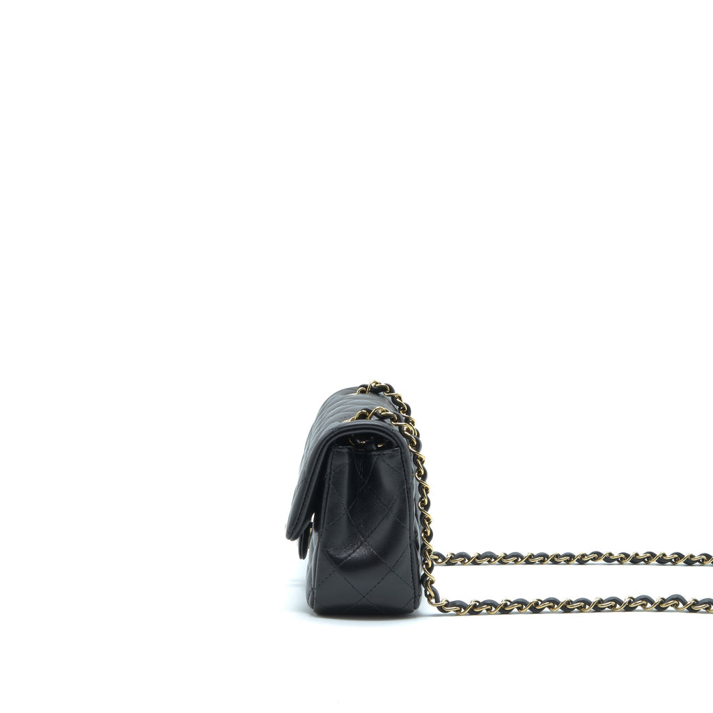 chanel-mini-rectangular-flap-bag-lambskin-black-lghwmicrochip