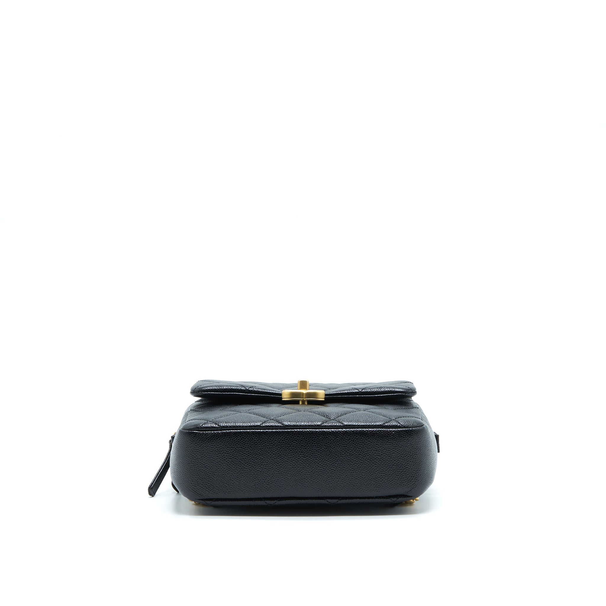 chanel-22p-flap-backpack-caviar-black-ghw