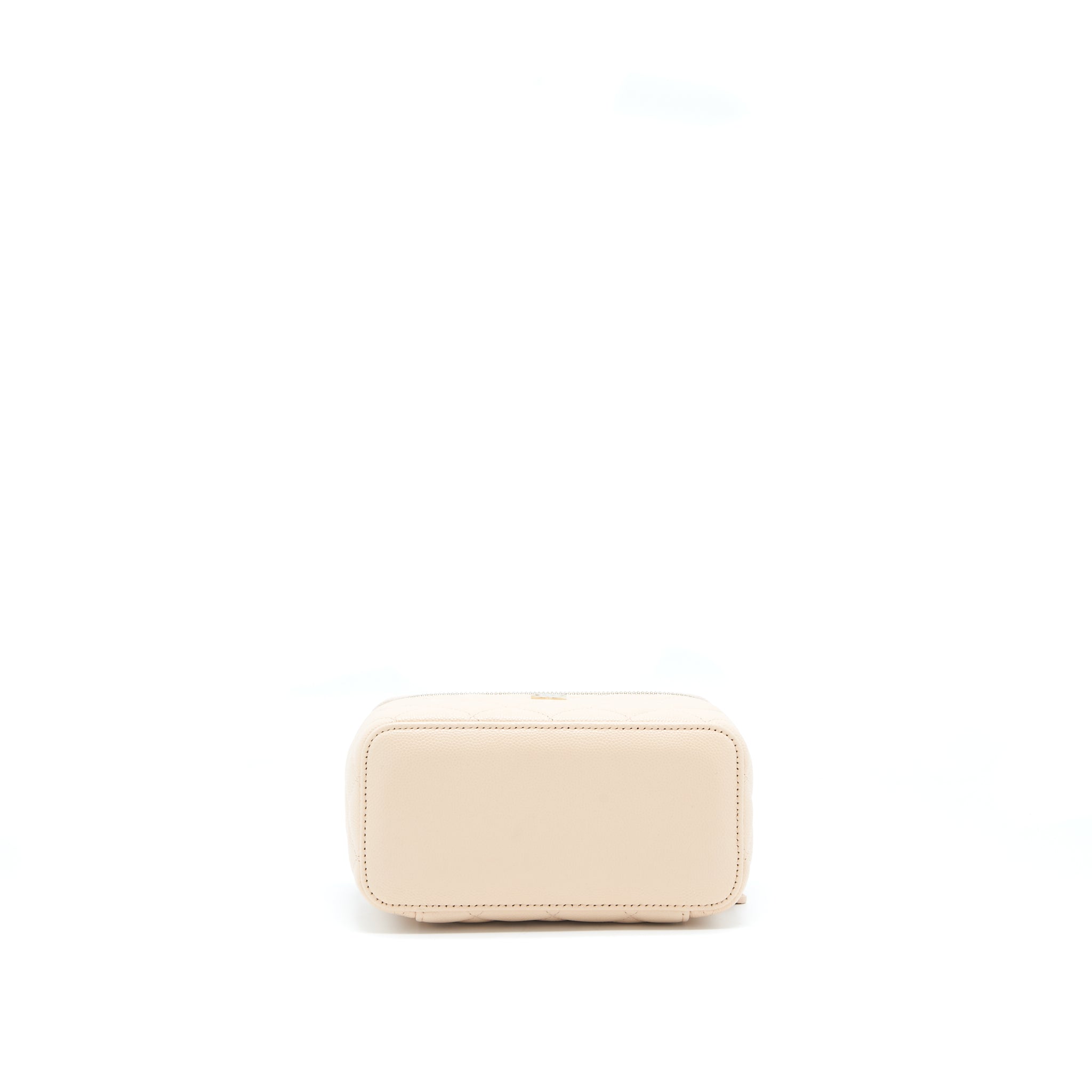 chanel-long-vanity-case-caviar-nude-pink-lghw