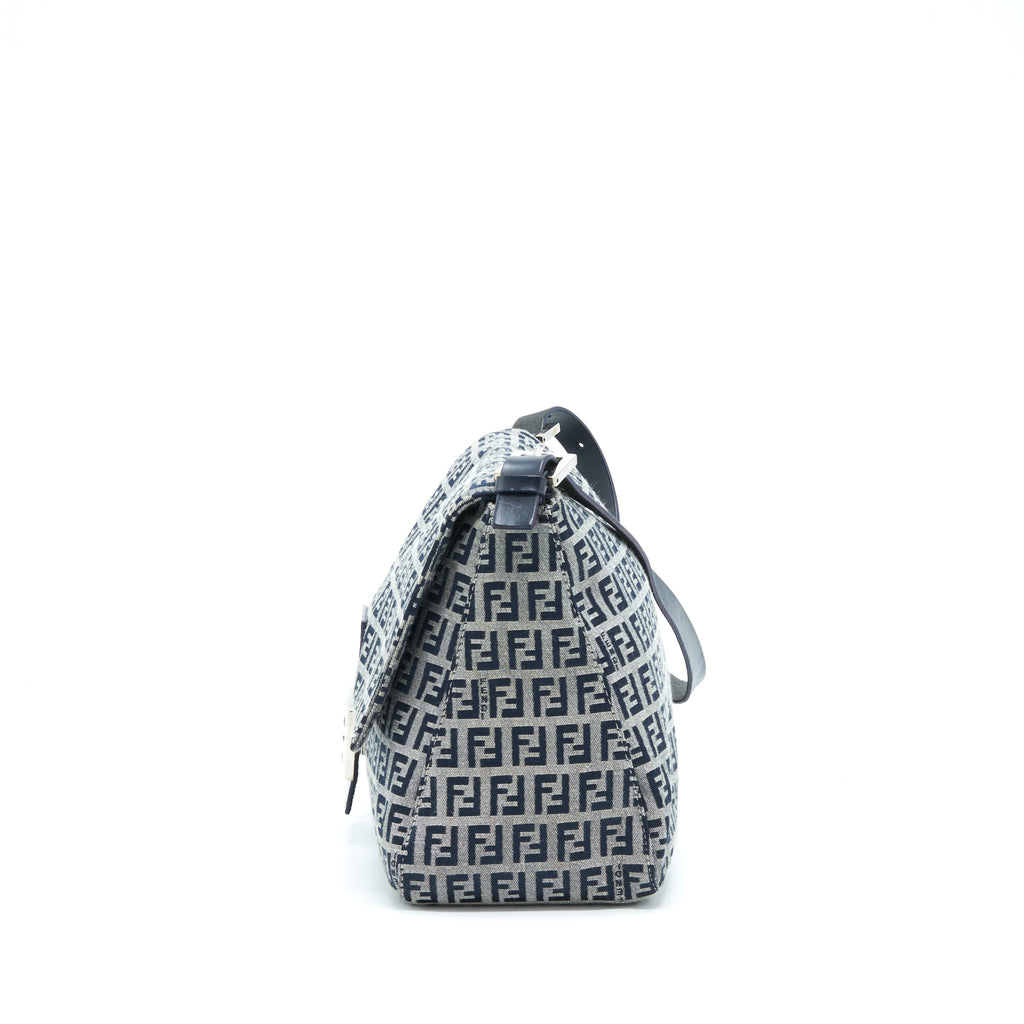 fendi-vintage-baguette-should-bag-fabric-black-grey-shw