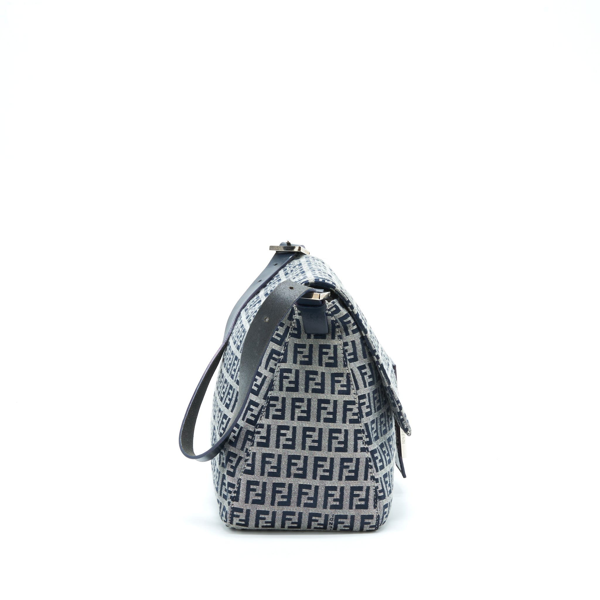 fendi-vintage-baguette-should-bag-fabric-black-grey-shw