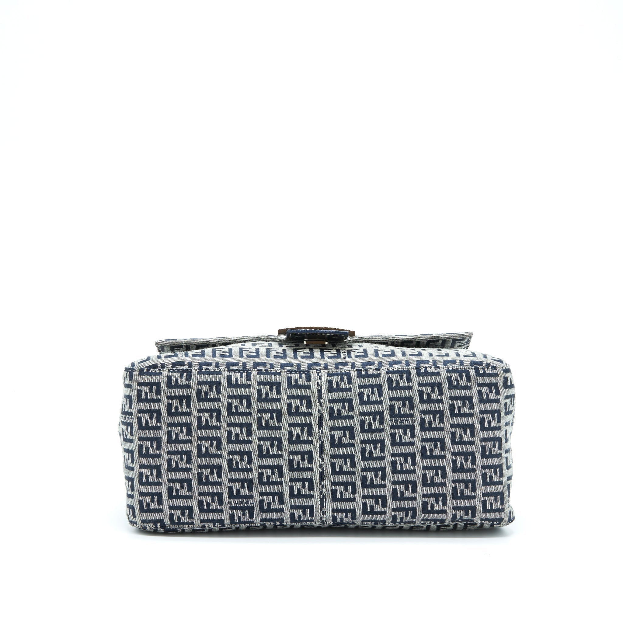 fendi-vintage-baguette-should-bag-fabric-black-grey-shw