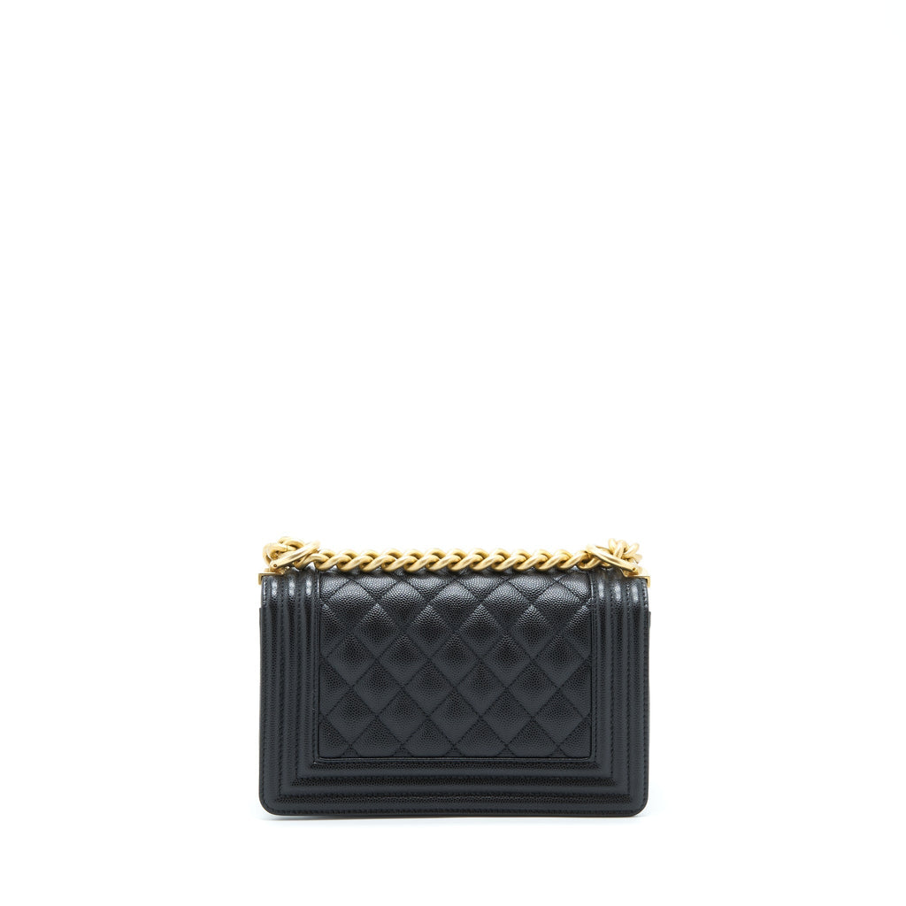 chanel-small-boy-bag-caviar-black-ghw