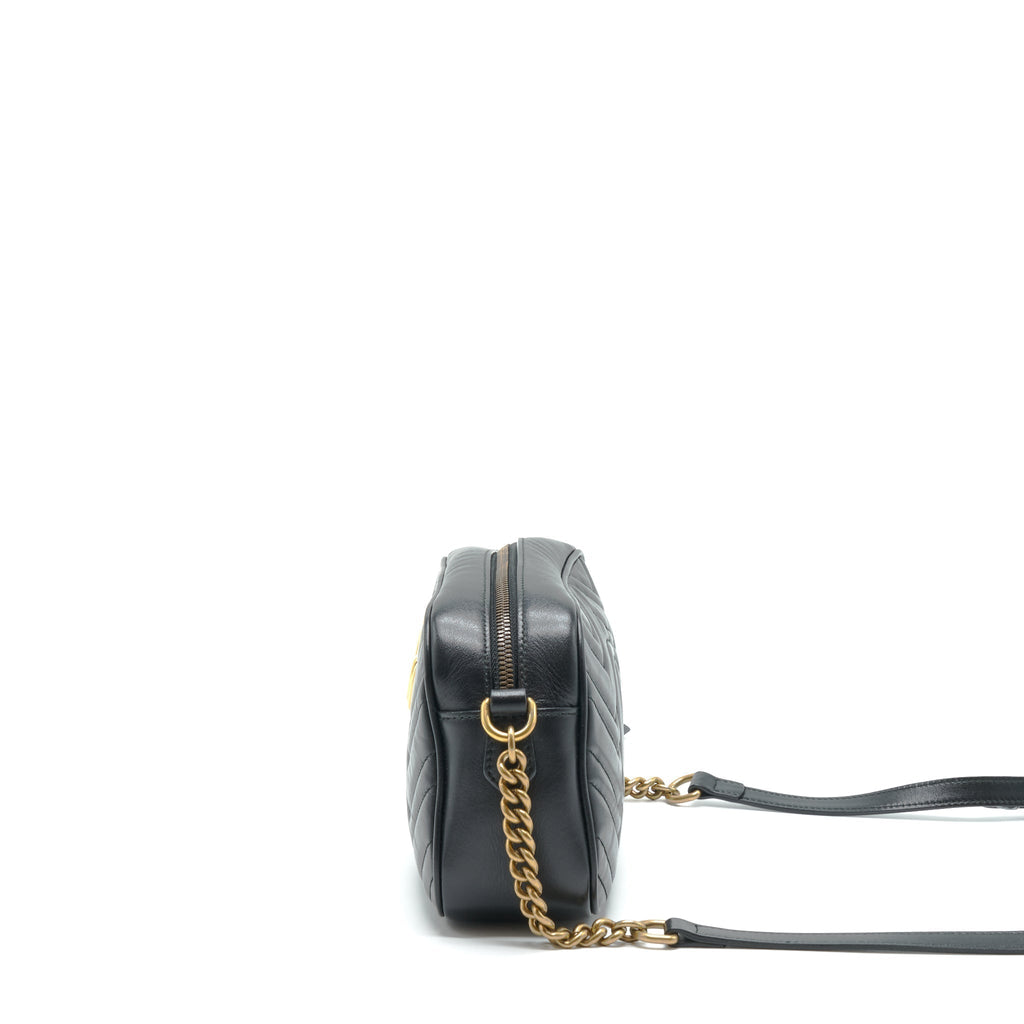 gucci-gg-marmont-matelasse-shoulder-bag-black-ghw