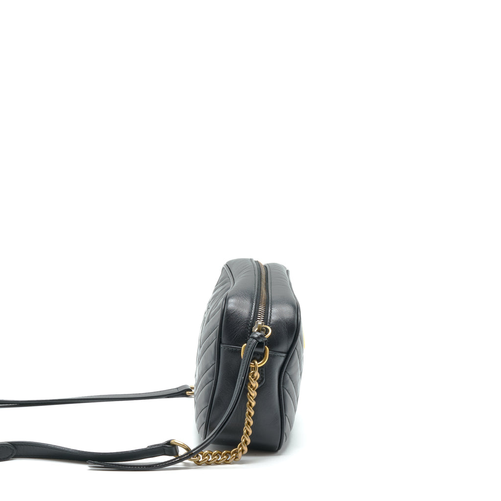 gucci-gg-marmont-matelasse-shoulder-bag-black-ghw