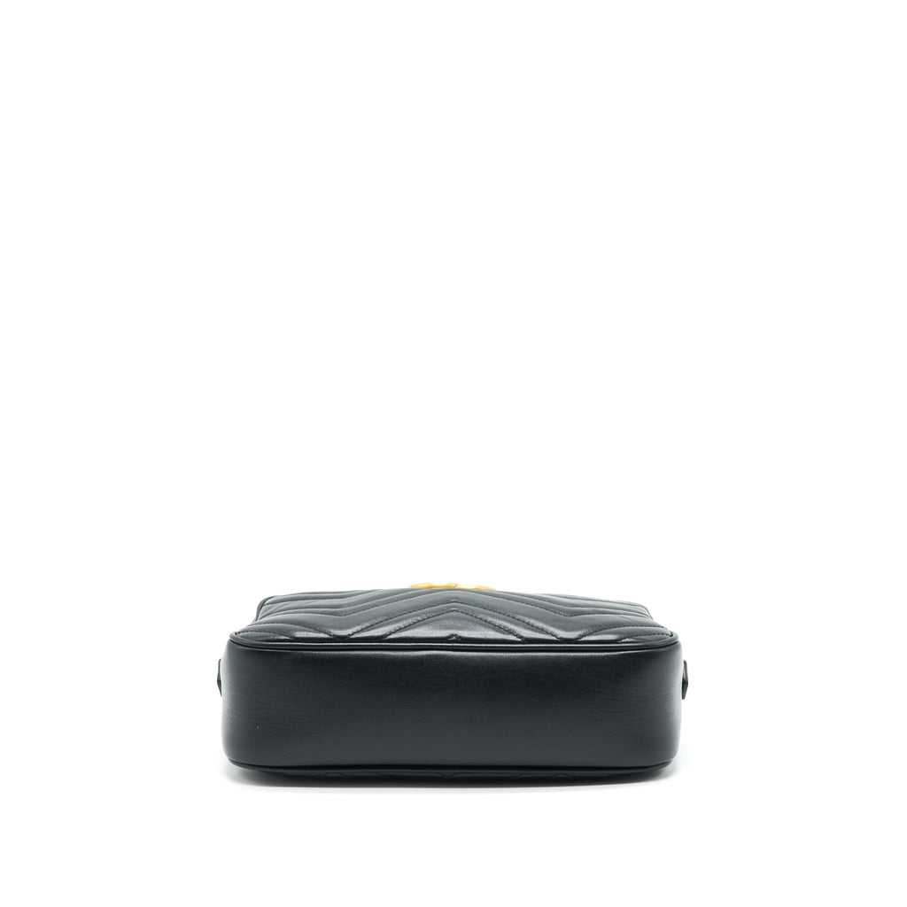 gucci-gg-marmont-matelasse-shoulder-bag-black-ghw