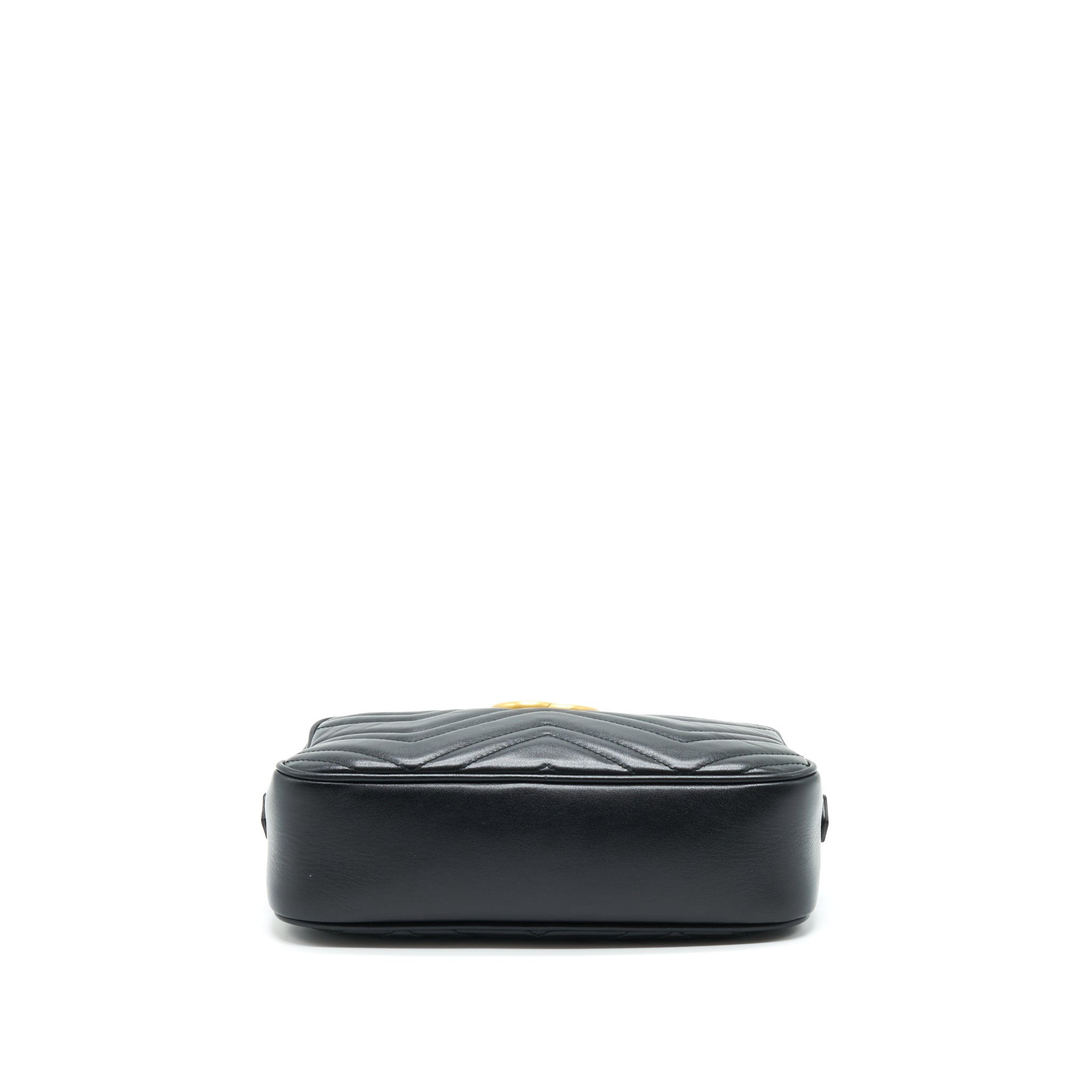 gucci-gg-marmont-matelasse-shoulder-bag-black-ghw
